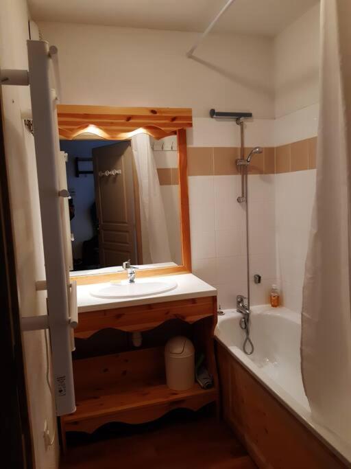 Valfrejus Appart 4/5 Pers - Residence Le Florence Modane Extérieur photo